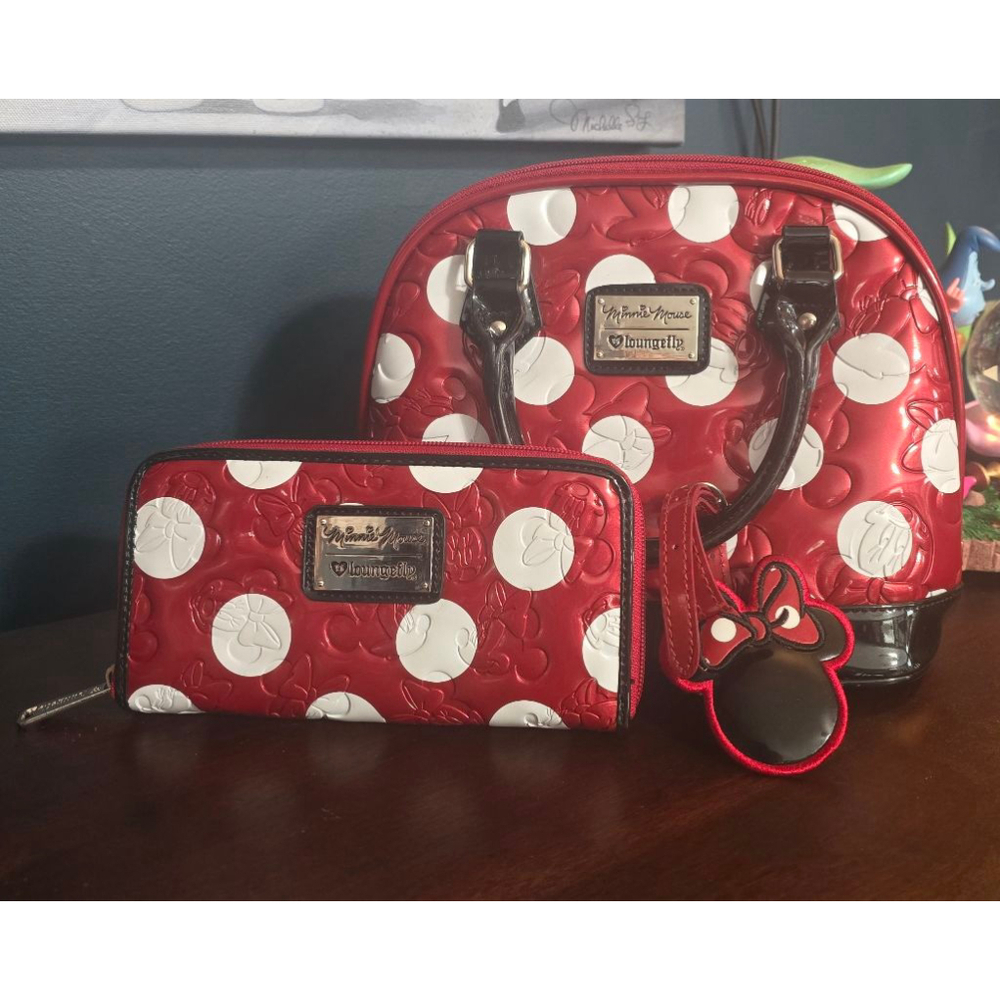 Loungefly ❤️ Logo Disney Minnie Mouse Dome Bag with Matching Wallet